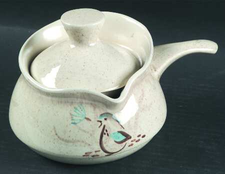 Bob White Gravy Boat & Lid