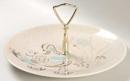 Bob White Round Serving Plate with Handle (DP)