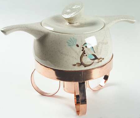 Bob White 1 Qt Rd Covered Casserole w/Copper Metal Stand