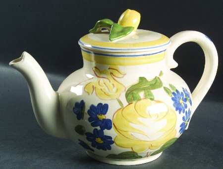 Brittany Teapot & Lid
