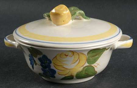 Brittany Cream Soup Bowl & Lid Set