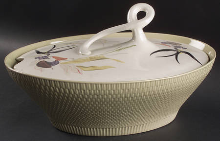 Capistrano Tureen &  Lid