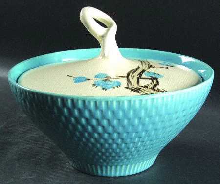 Driftwood 1.75 Qt Round Covered Casserole
