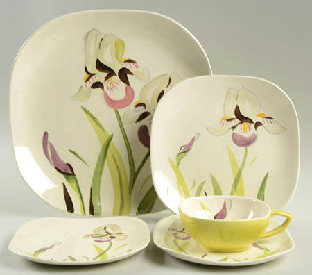 Iris 5 Piece Place Setting