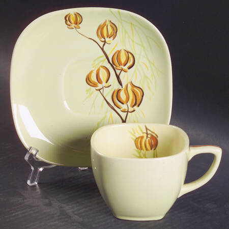 Lanterns Flat Cup & Saucer Set
