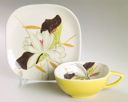 Lotus Chartreuse Flat Cup & Saucer Set