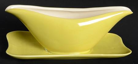 Lotus Chartreuse Gravy Boat with Attached Underplate
