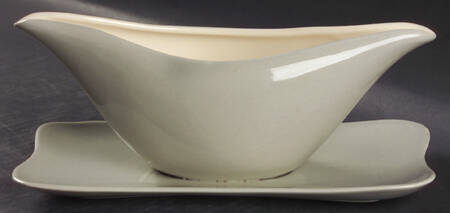 Lotus Gray Gravy Boat with Attached Underplate