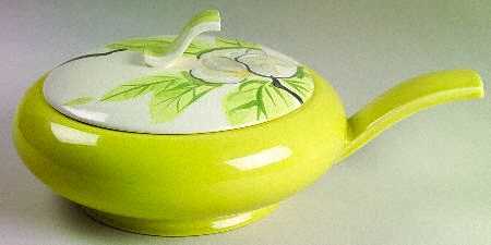 Magnolia Chartreuse 1.25 Qt Round Covered Casserole