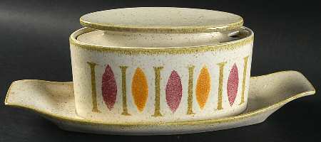 Pepe Gravy Boat w/Attached Underplate & Lid