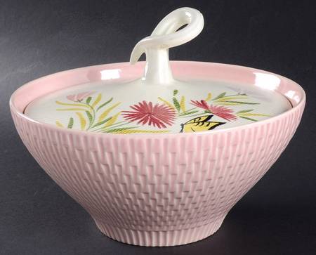 Pink Spice 1.75 Qt Round Covered Casserole