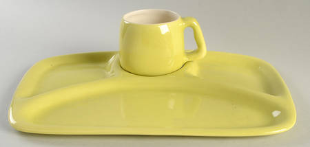 Quartette Chartreuse Divided Supper Plate & Cup