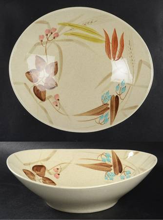 Random Harvest 9" Round Vegetable Bowl