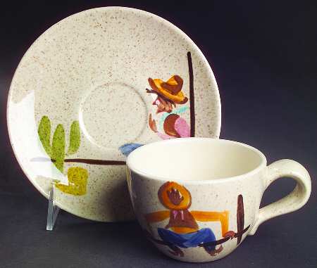 Round Up Flat Cup & Saucer Set