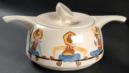 Round Up 2 Qt Round Covered Casserole