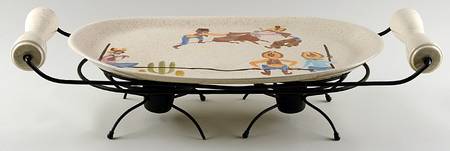 Round Up 19" Oval Platter & Black Double Metal Stand