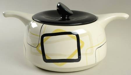 Smart Set 4 Quart Round Covered Casserole