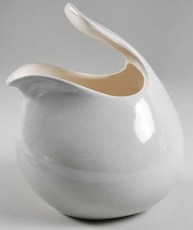 Town and Country Grey 48 Oz Pitcher