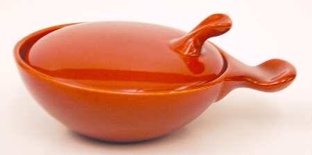 Town and Country Rust Handled Marmite & Lid
