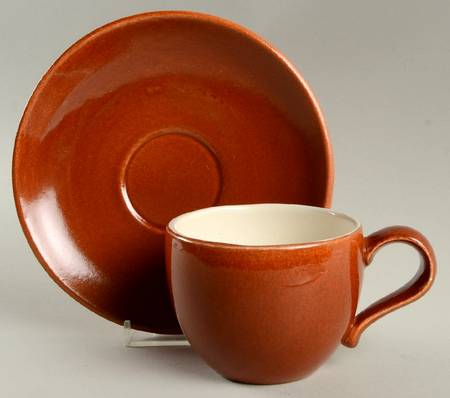 Town and Country Rust Flat Cup & Saucer Set