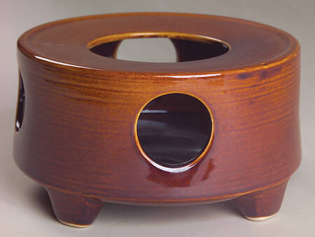 Village Green China Warmer Stand