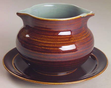 Village Green Gravy Boat with Attached Underplate by Red Wing