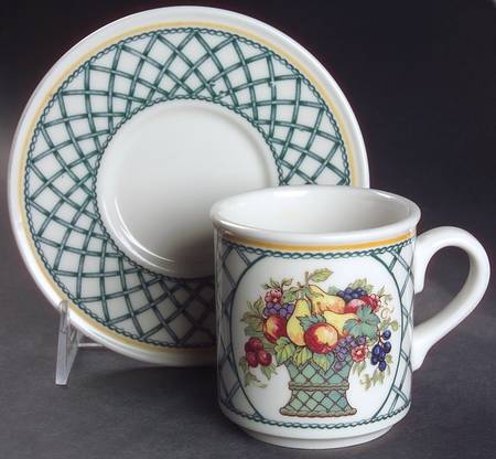 Bountiful Flat Cup & Saucer Set