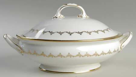 Golden Glory Round Covered Vegetable