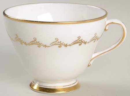 Golden Glory Snack Cup