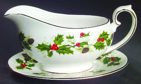 Noel (Holly Backstamp, Smooth) Gravy Boat & Underplate