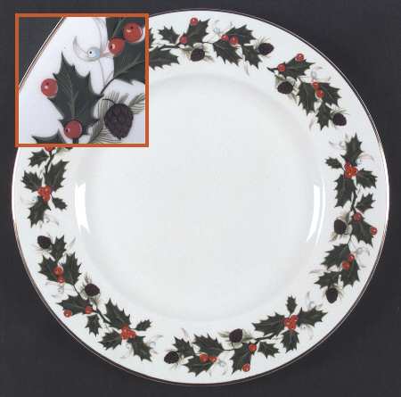 Noel (Holly Backstamp, Smooth) Dinner Plate