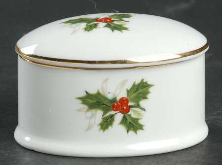Noel (Holly Backstamp, Smooth) Trinket Box & Lid
