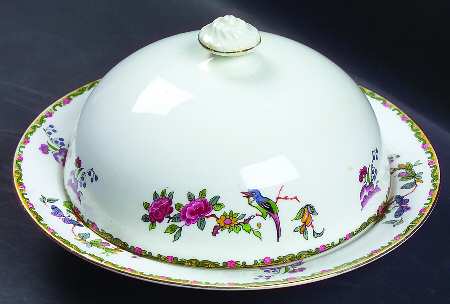 Queen Bess Muffin Dish & Lid