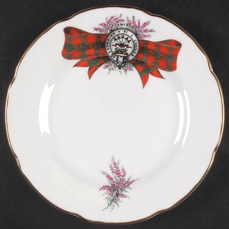 Coat of Arms (Scalloped) Bread & Butter Plate