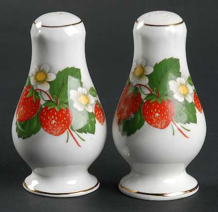 Strawberry Salt & Pepper Set