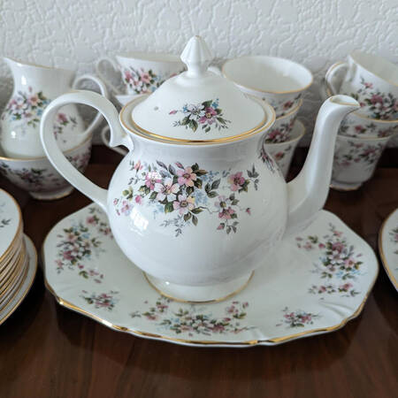 Summer Melody Teapot & Lid