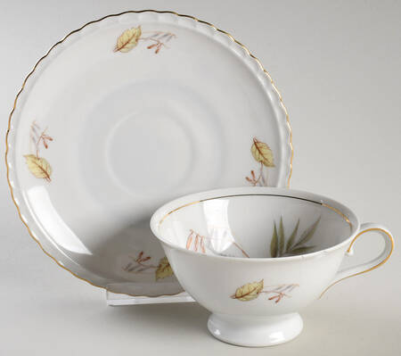 Glenwood Footed Cup & Saucer Set