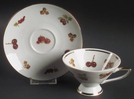 3117 Footed Cup & Saucer Set