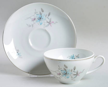 Fantasy (Smooth Edge) Flat Cup & Saucer Set