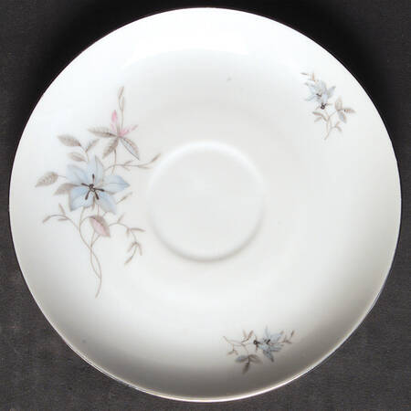 Fantasy (Smooth Edge) Saucer for Flat Cup