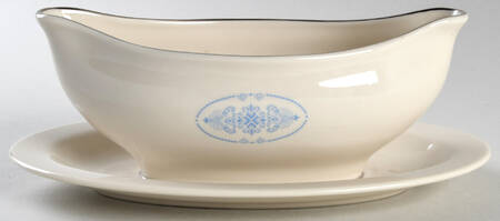 Chateau Gravy Boat with Attached Underplate