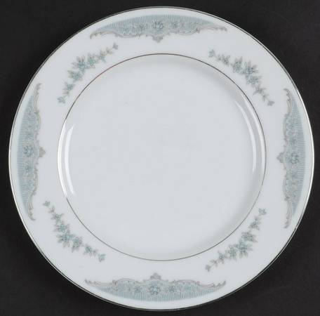 Connie Salad Plate
