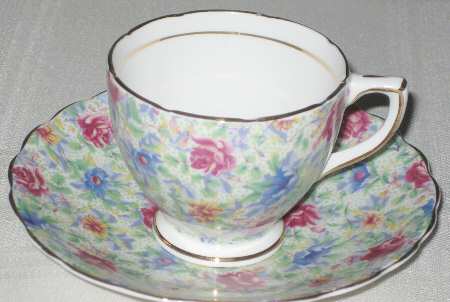 5042 Footed Cup & Saucer Set