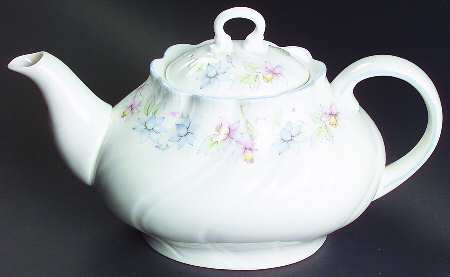 Claire Teapot & Lid