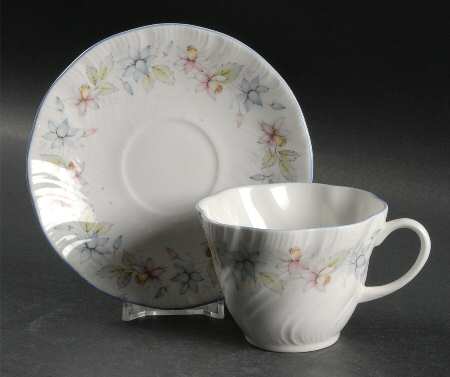 Claire Flat Cup & Saucer Set