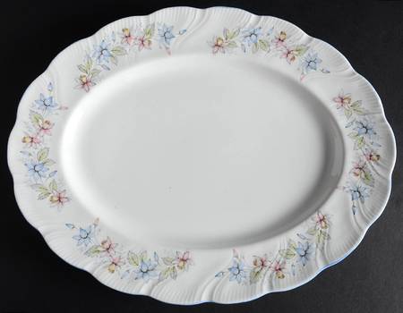 Claire 13" Oval Serving Platter