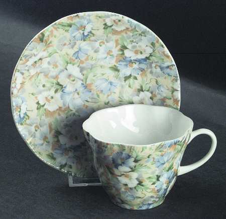 Flat Cup & Saucer Set