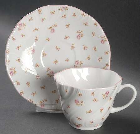 Fleur Flat Cup & Saucer Set