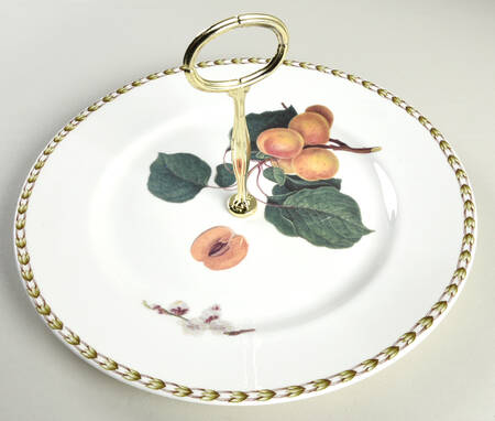 Hooker's Fruit (Bone, Made In England) Round Serving Plate with Center Handle (Dp) Hc