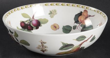 Hooker's Fruit (Bone, Made In England) 8" Round Vegetable Bowl